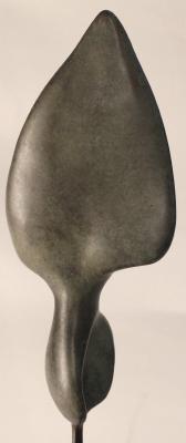 Jeune femme à la coiffe - Bronze patiné bleu clair - H 20cm .JPG