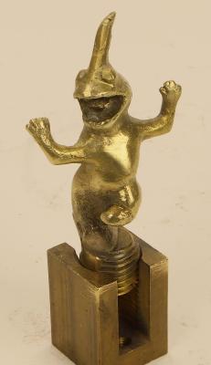 Tiodiplo arranguant la foule - Bronze brossé - H 10cm.JPG